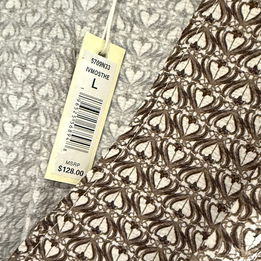 NWT Max Studio Heart Print Brown & Cream V-Neck Balloon Sleeve Blouse. Size L - Picture 3 of 5
